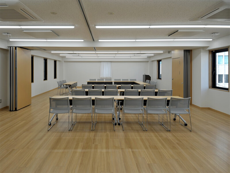 3rd floor:Neyrand Hall (meeting room)2